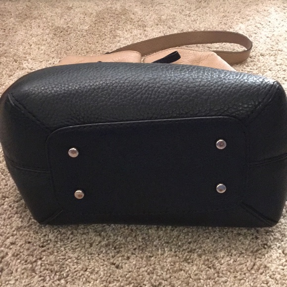 Authentic Kate Spade Purse - Picture 4 of 7